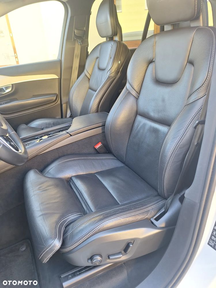 Volvo XC 90 - 4
