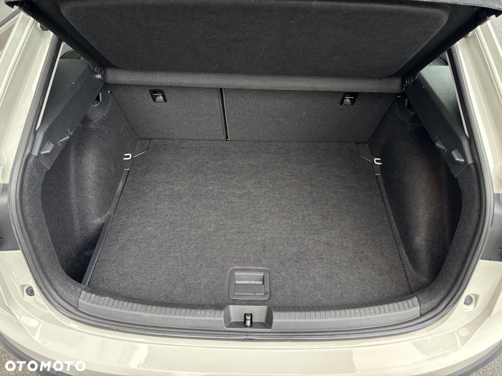 Volkswagen Taigo 1.0 TSI Style DSG - 9