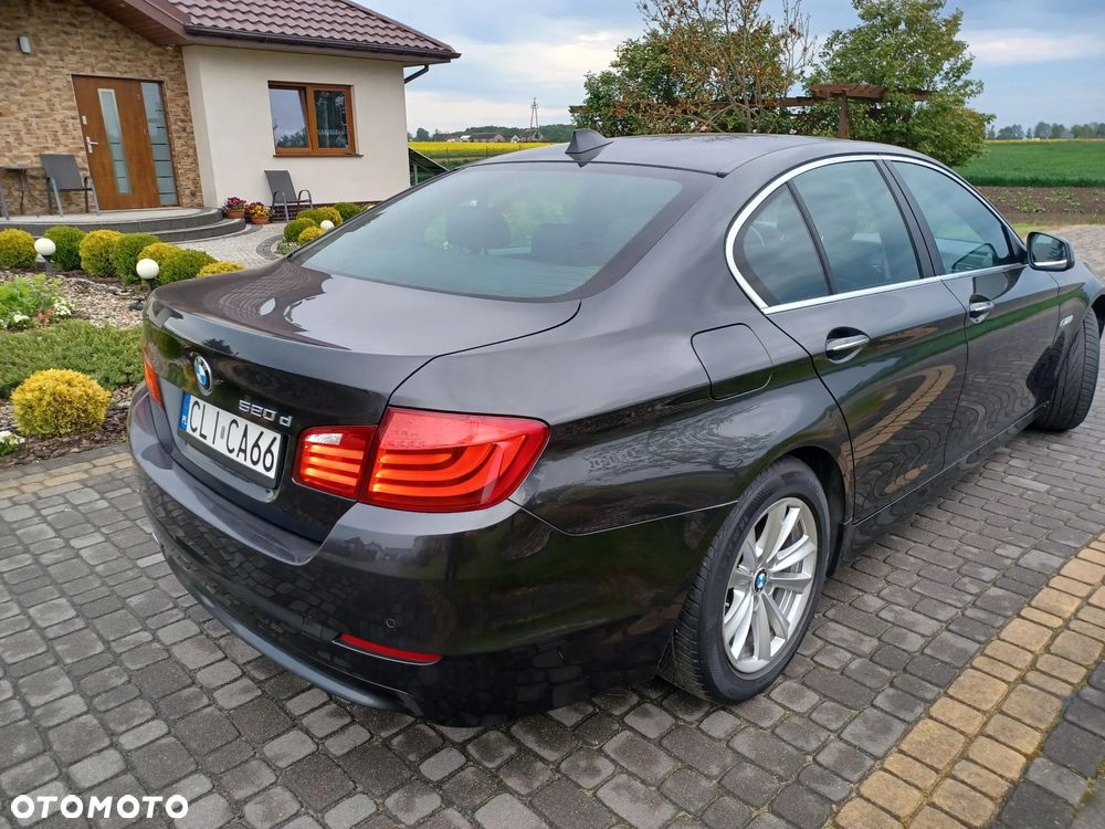 BMW Seria 5 520d - 15