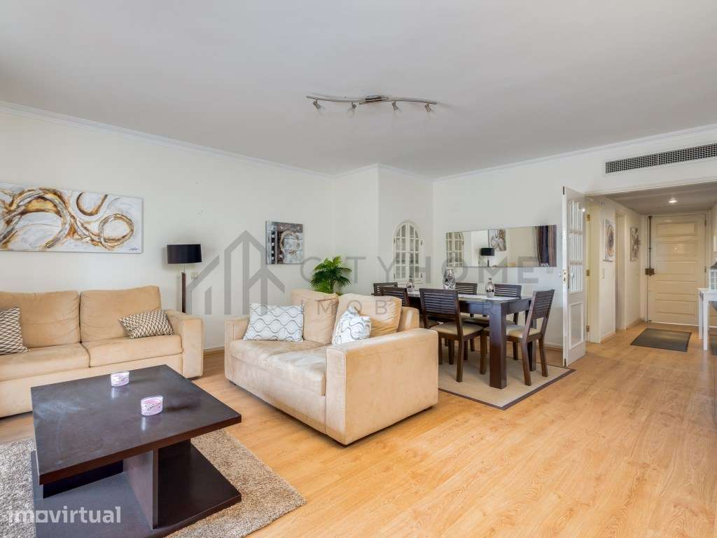 Apartamento T2 em Vilamoura - Localização Premium junto à Marina - Grande imagem: 3/21