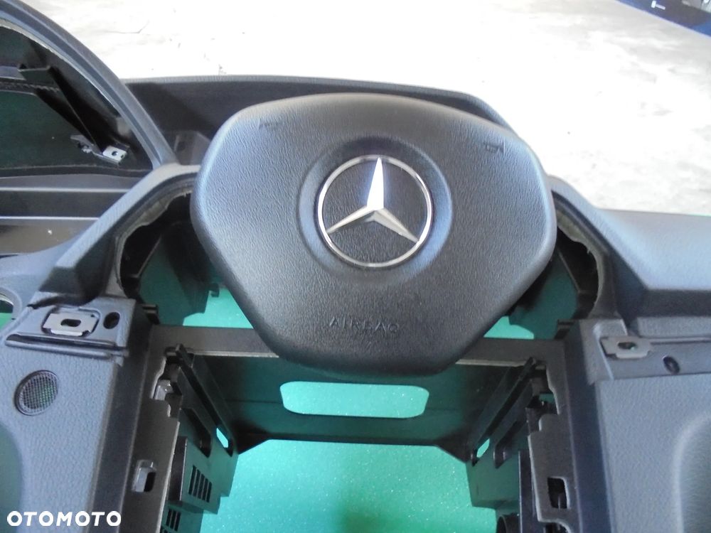 MERCEDES E KLASA W207 LIFT AMG KONSOLA PODUSZKI PASY ORYGINAL - 3