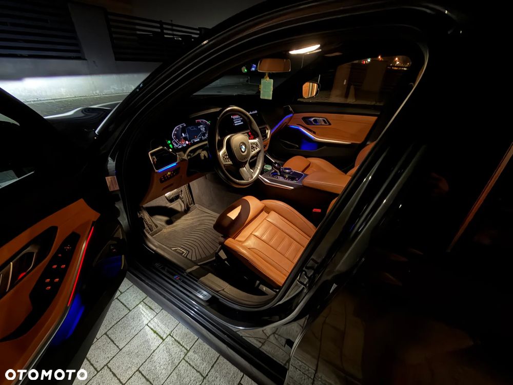 BMW Seria 3 330i M Sport sport - 14
