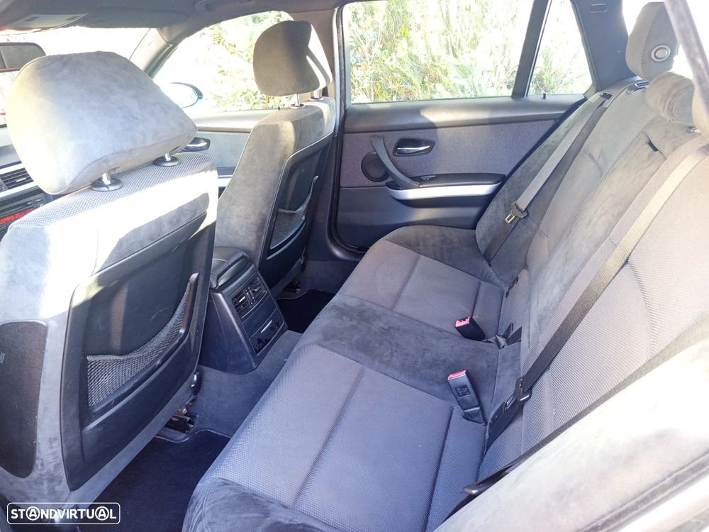 BMW 318 d DPF Edition Sport - 22