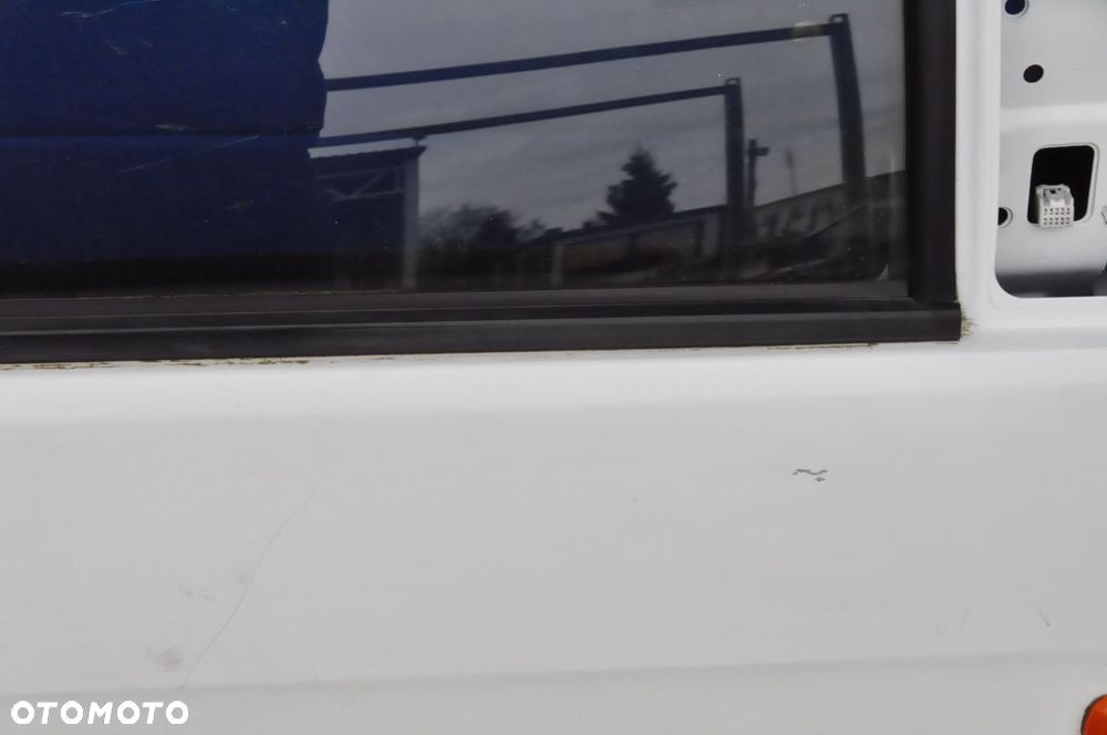 ISUZU D-MAX II DRZWI PRAWY PRZÓD PRZEDNIE - 5