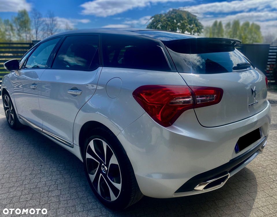 Citroën DS5 THP 155 SoChic - 8