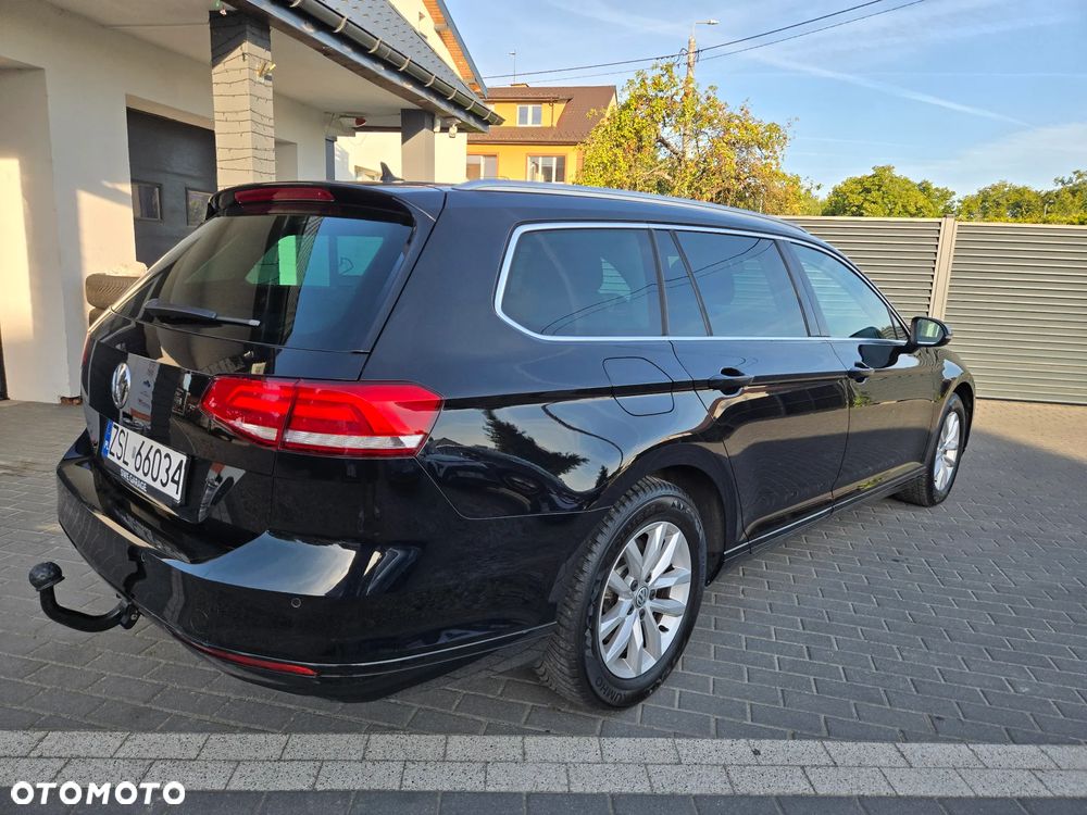 Volkswagen Passat 2.0 TDI SCR DSG Comfortline - 7