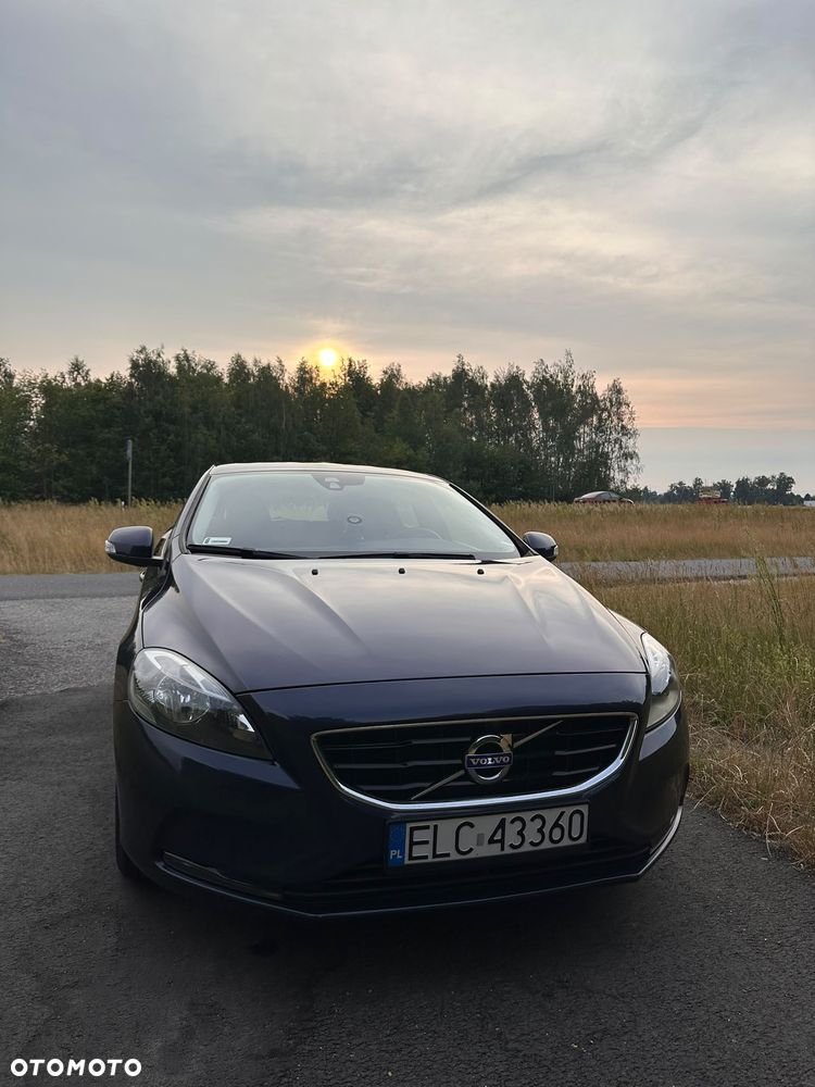 Volvo V40 D4 Momentum - 2