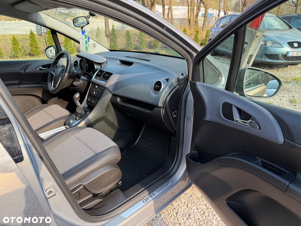Opel Meriva 1.4 T Cosmo - 14