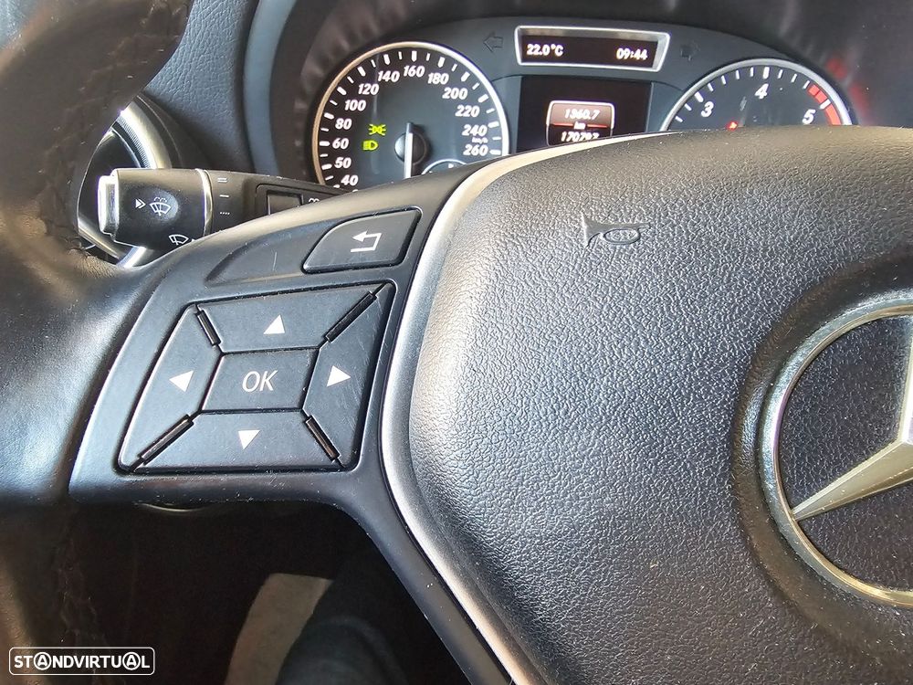 Mercedes-Benz A 180 CDi BE Urban - 16