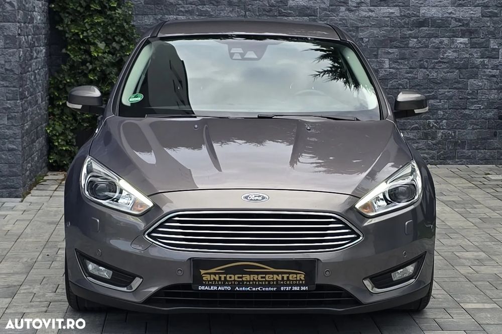 Ford Focus - 21