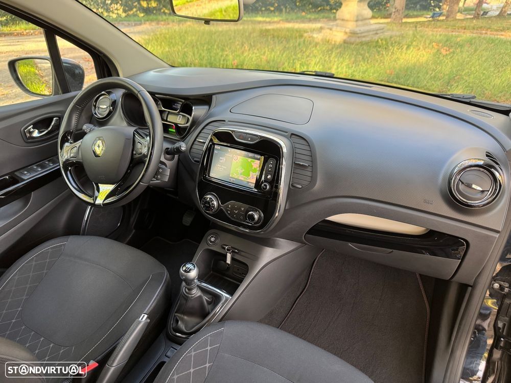 Renault Captur 1.5 dCi Exclusive XMOD - 27