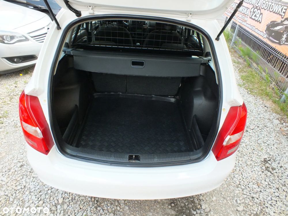 Skoda Fabia - 23