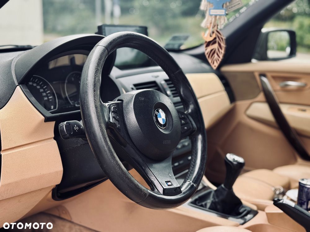 BMW X3 2.0d - 9