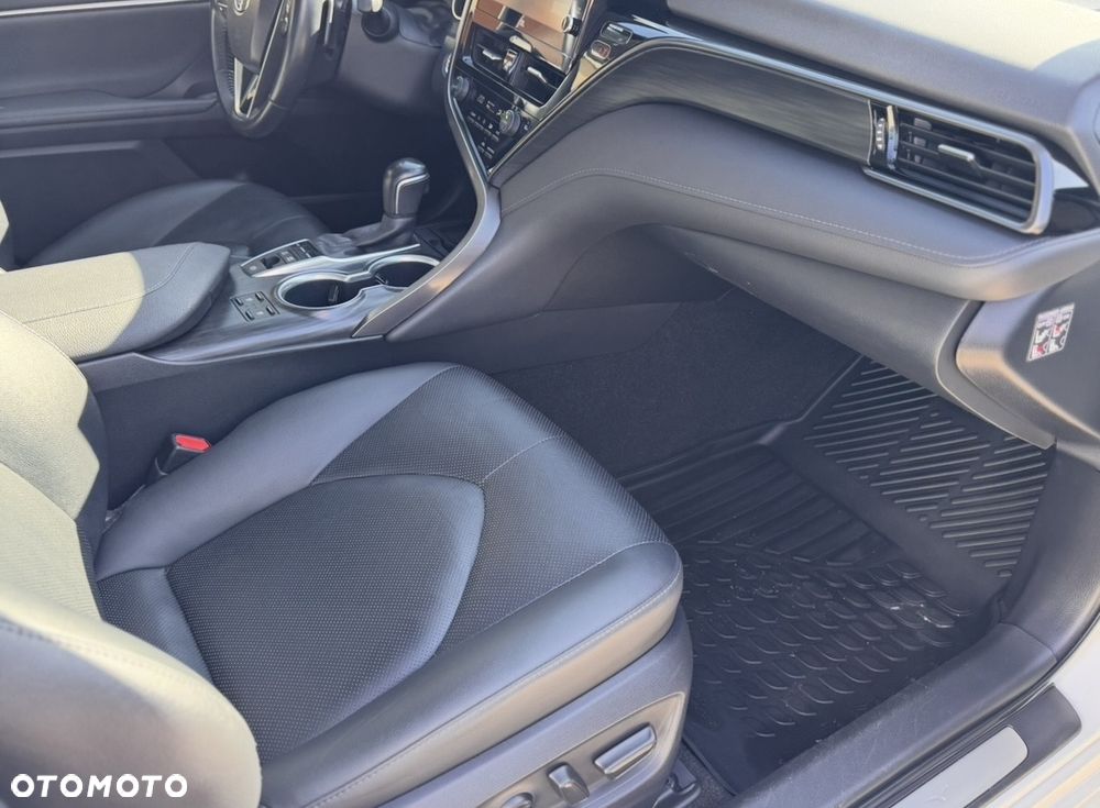 Toyota Camry 2.5 Hybrid Executive CVT - 5