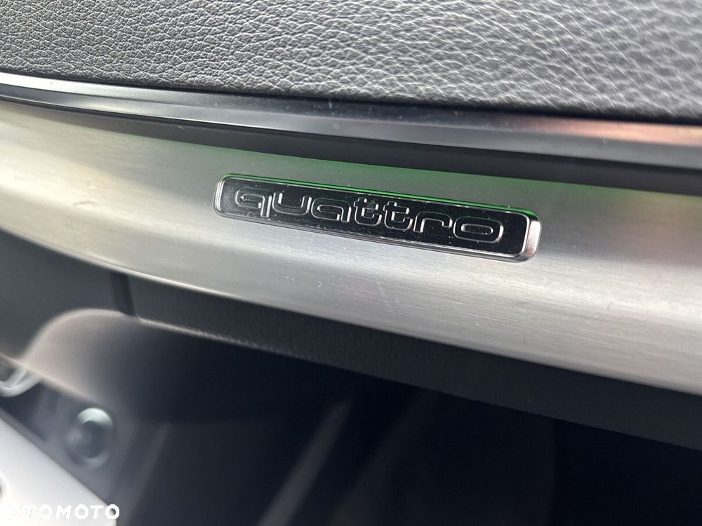 Audi Q5 Sportback - 37