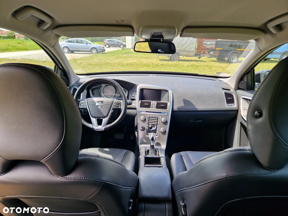 Volvo XC 60 D5 AWD Summum - 26