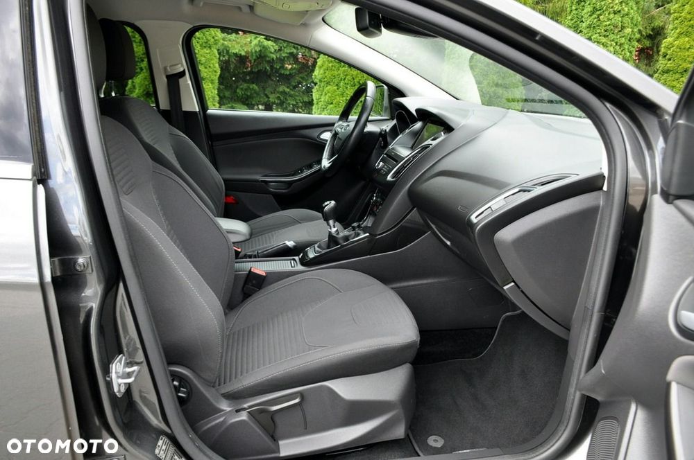 Ford Focus - 17