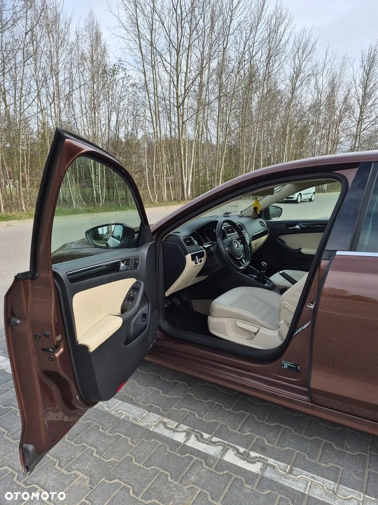 Volkswagen Jetta 1.4 TSI BMT Comfortline - 5