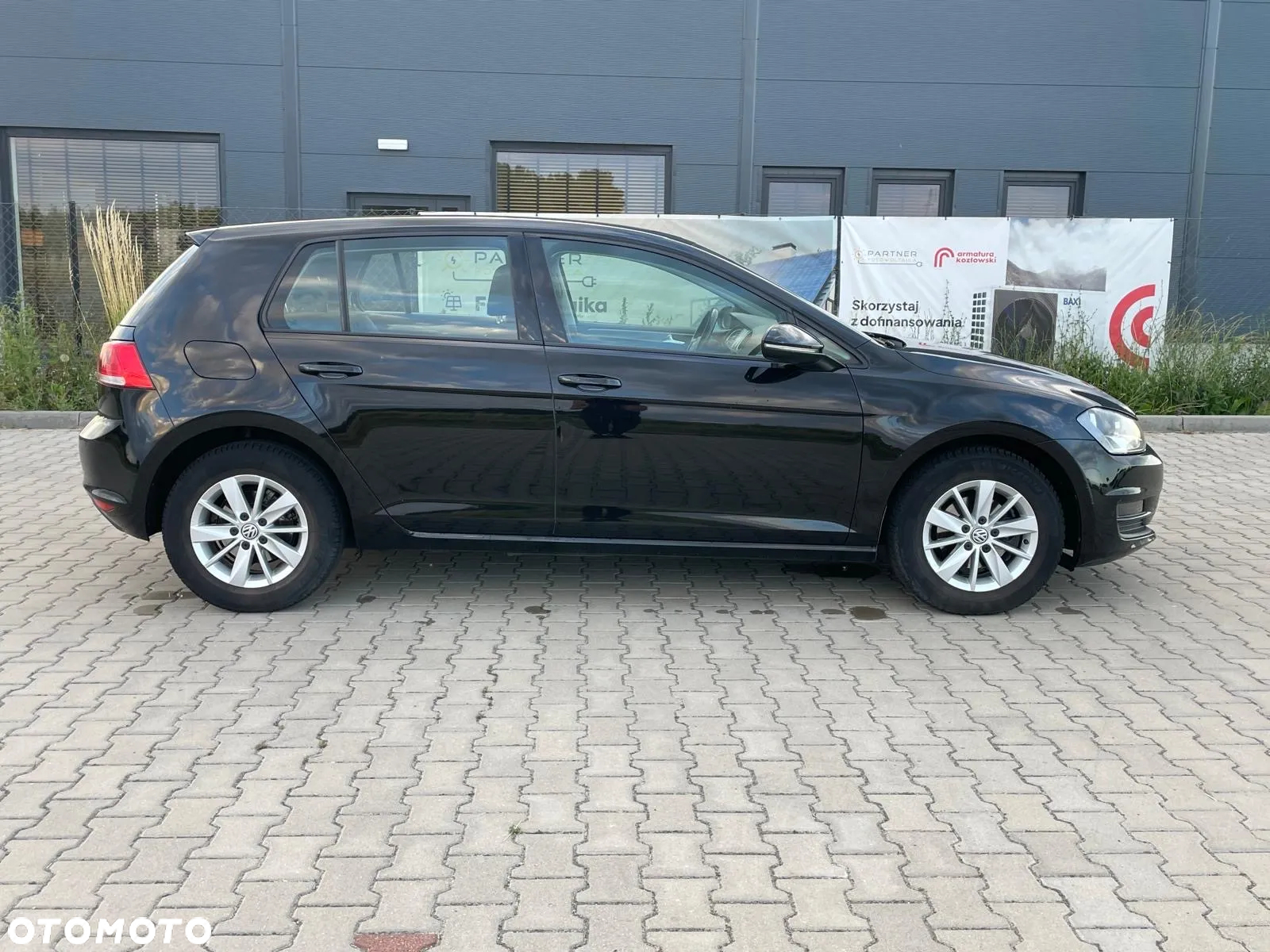 Volkswagen Golf 1.2 TSI BlueMotion Technology Comfortline - 8