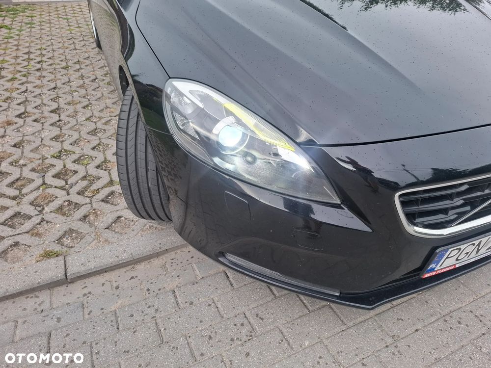 Volvo V40 - 21