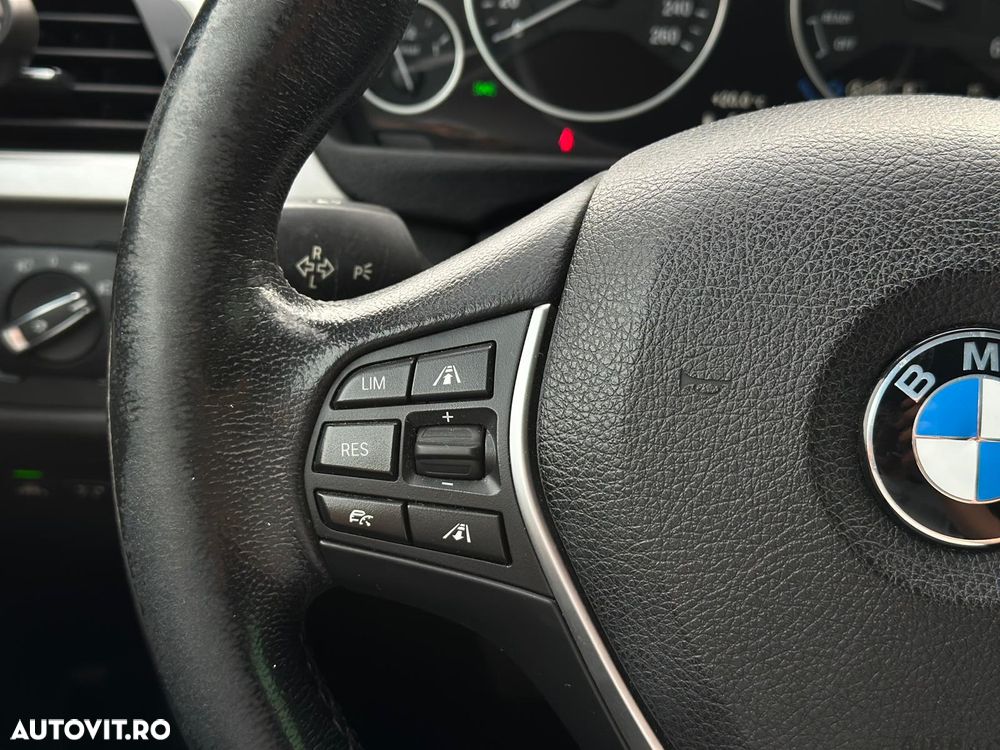 BMW Seria 3 325d Aut. Advantage - 23