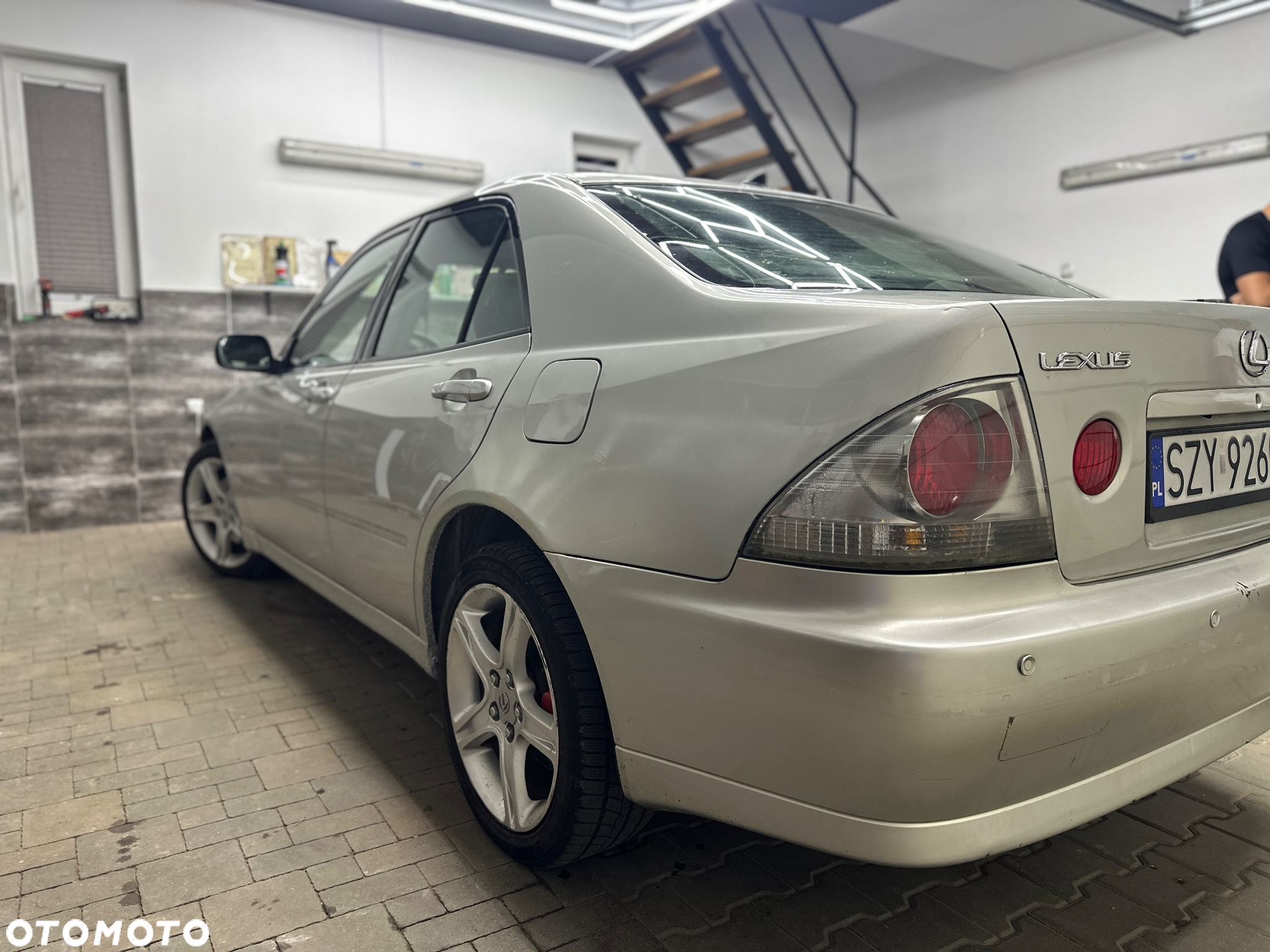 Lexus IS - 15