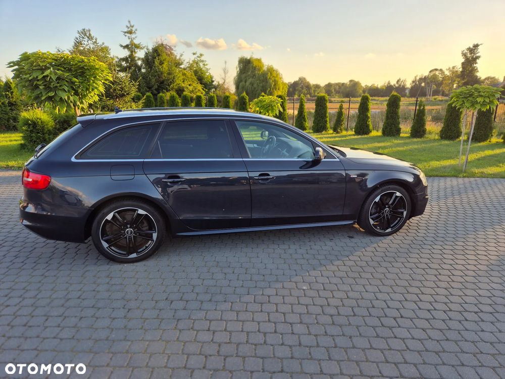 Audi A4 Avant - 25