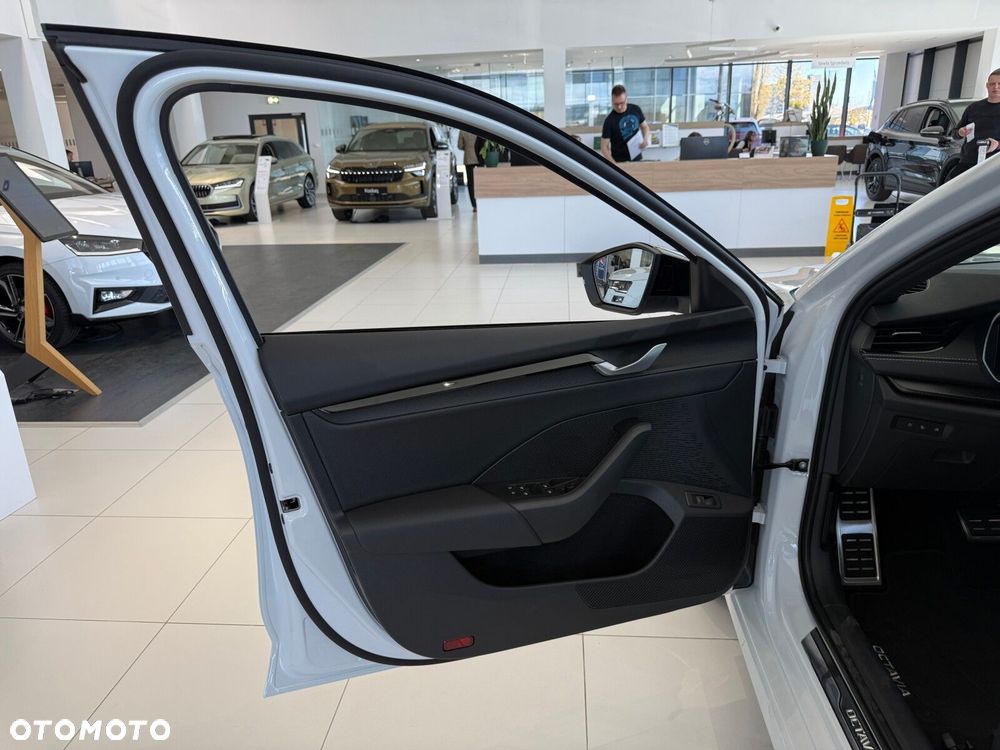 Skoda Octavia 1.5 TSI mHEV Sportline DSG - 14
