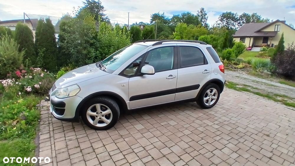 Suzuki SX4 - 10