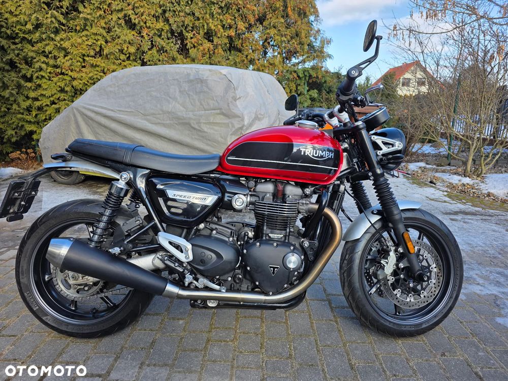 Triumph Speed Twin - 2