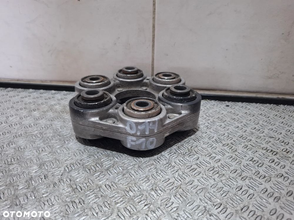 Łącznik wału BMW 5 F10 rok 2014 nr 760562905 - 2