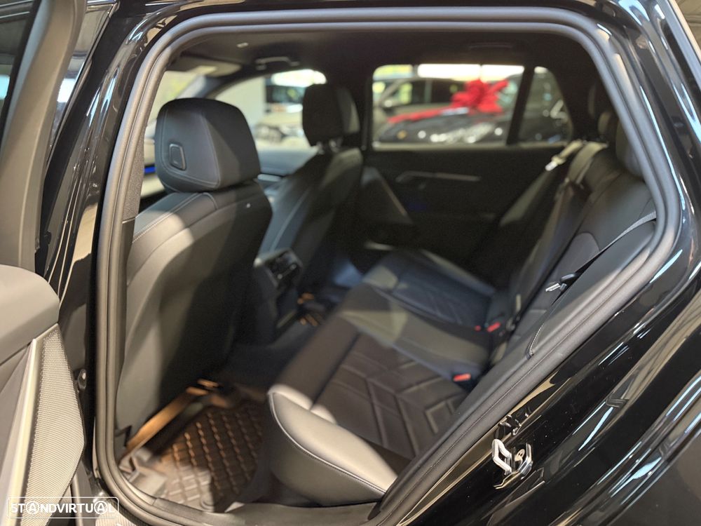 BMW 530 e Pack Desportivo M - 24