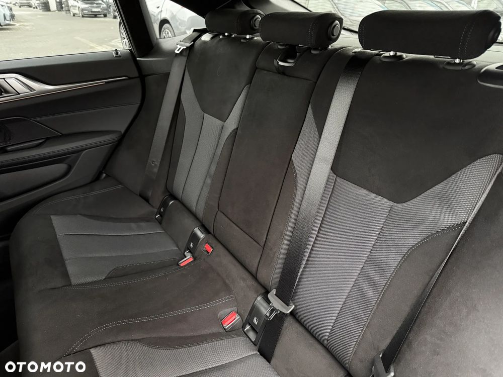 BMW Seria 4 430i xDrive M Sport - 30