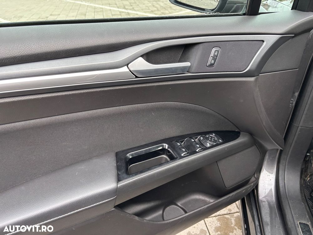 Ford Mondeo 2.0 TDCi Powershift - 15