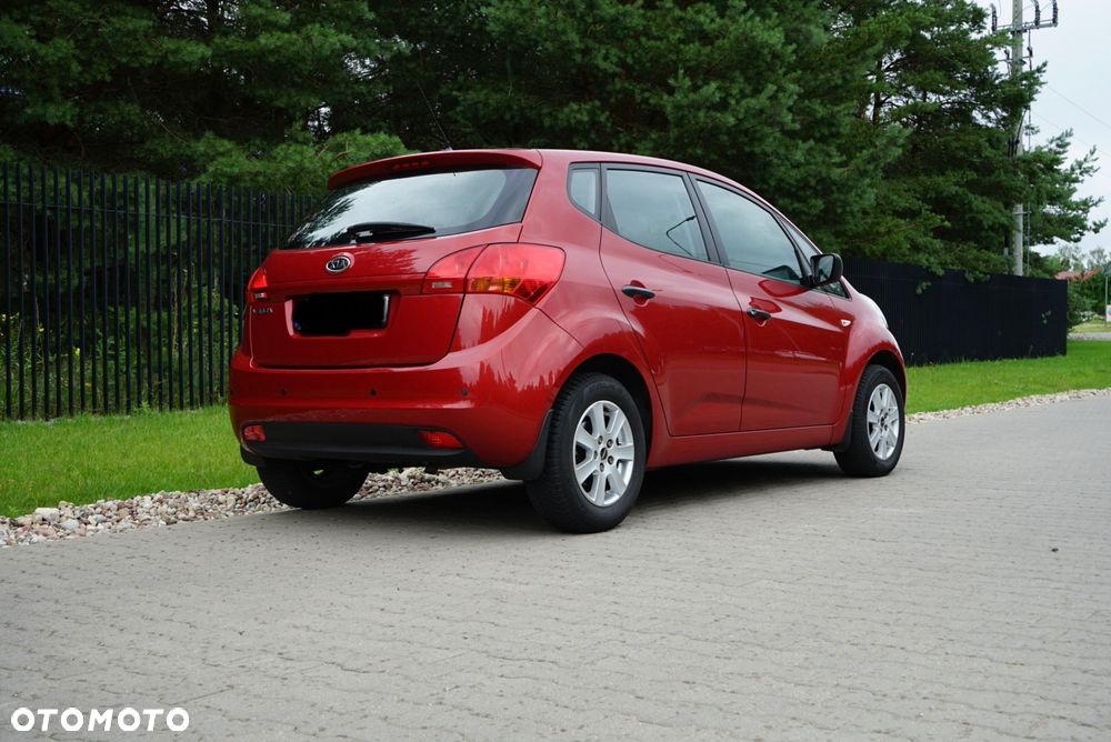 Kia Venga - 7