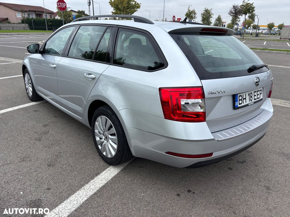 Skoda Octavia Combi Diesel 1.6 TDI Active - 4