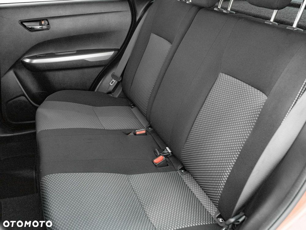 Suzuki Vitara - 25