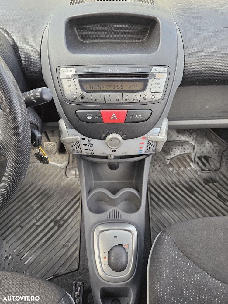 Peugeot 107 (70) 68 2-Tronic Active - 11