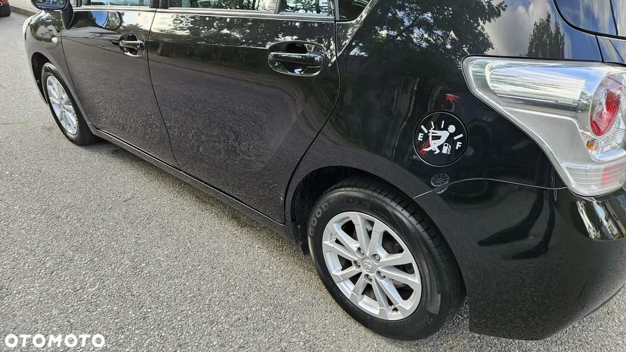 Toyota Verso 1.8 5-Sitzer Life - 14