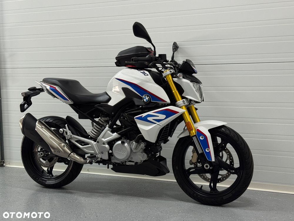 BMW G - 1