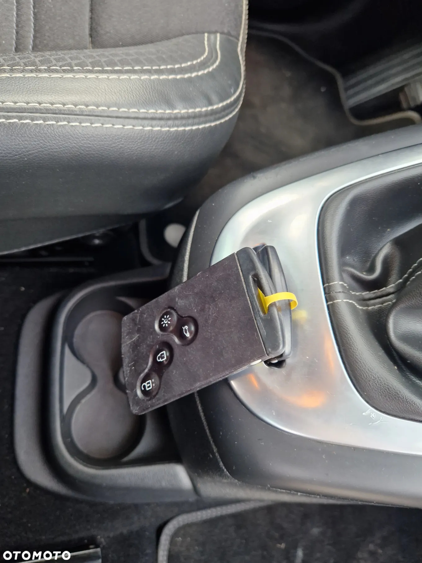 Renault Scenic ENERGY TCe 130 S&S Bose Edition - 17