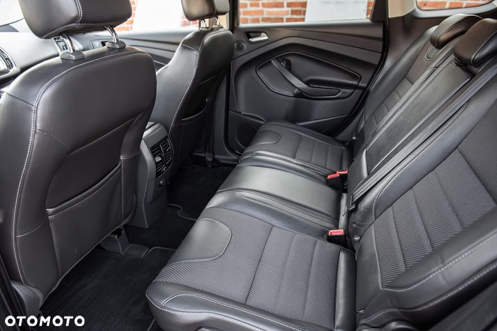 Ford Kuga 2.0 TDCi 4x4 Titanium - 19