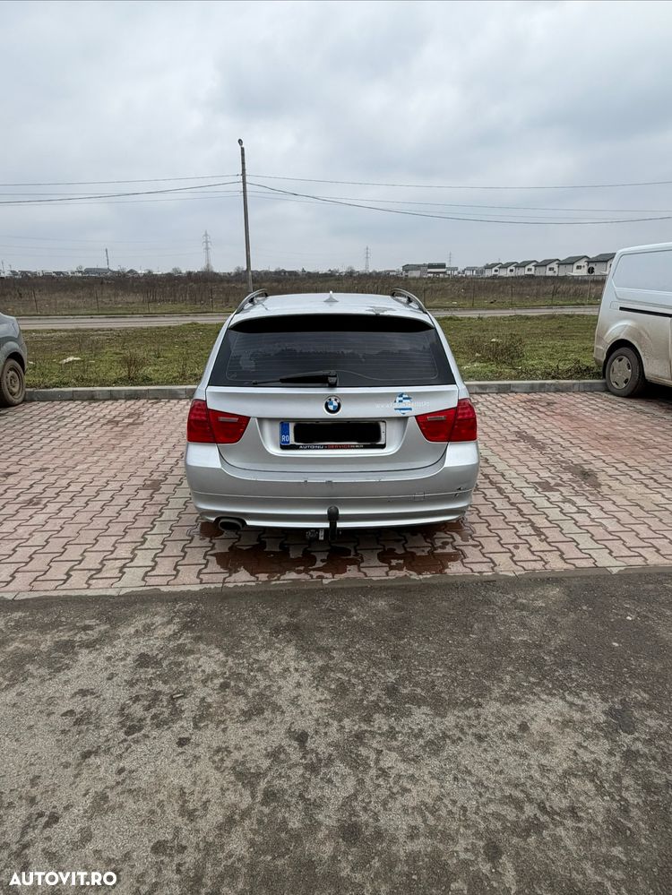 BMW Seria 3 318d DPF - 10