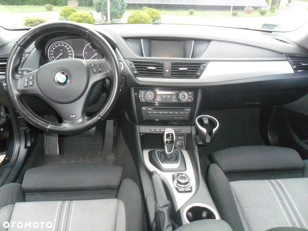 BMW X1 xDrive18d - 12