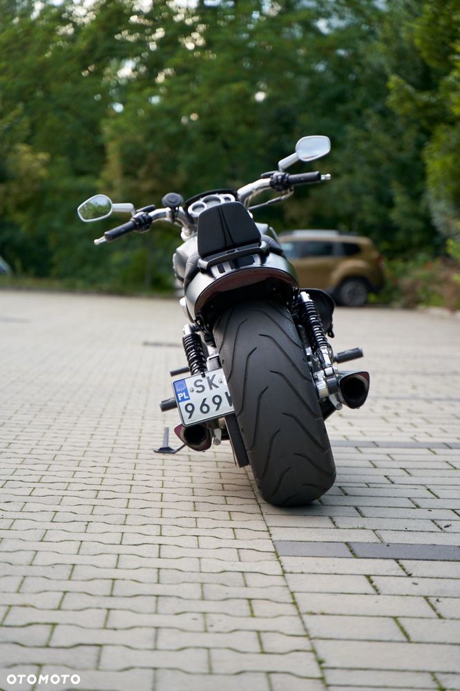 Harley-Davidson V-Rod Muscle - 4
