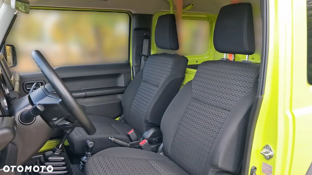 Suzuki Jimny 2023