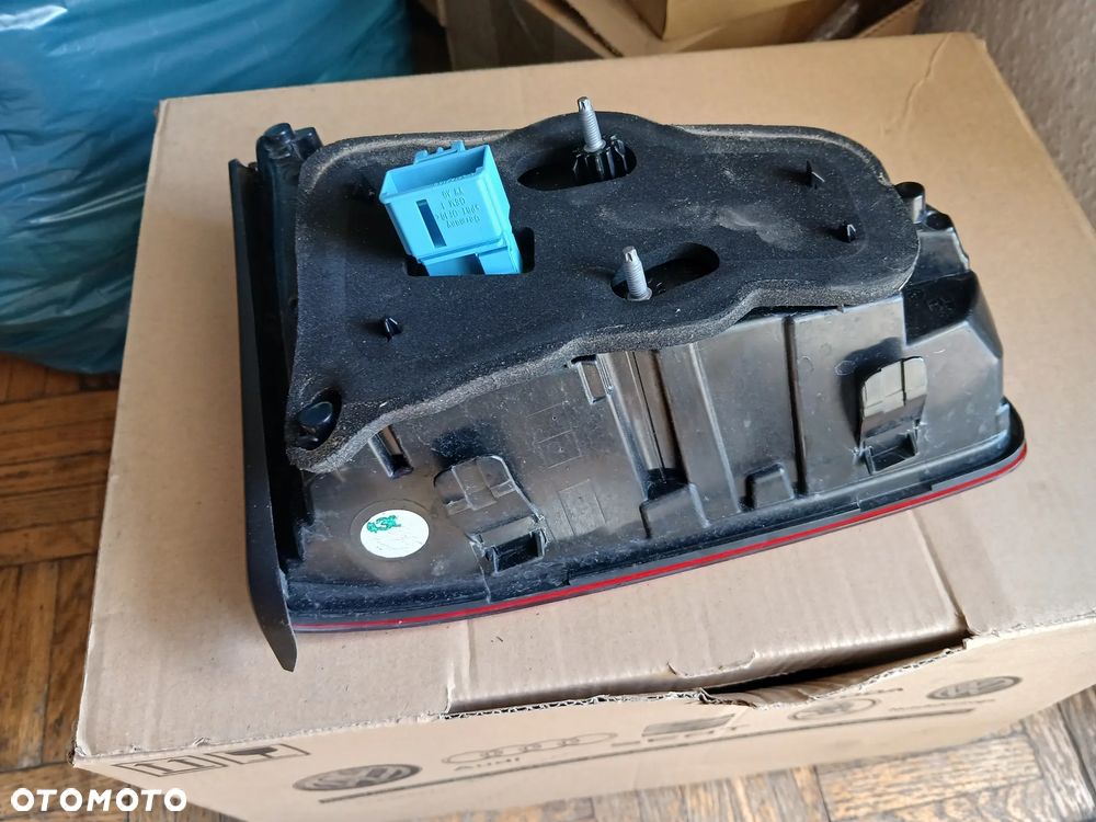 LAMPA PRAWY TYL  VW GOLF VII 5G0945308P - 6