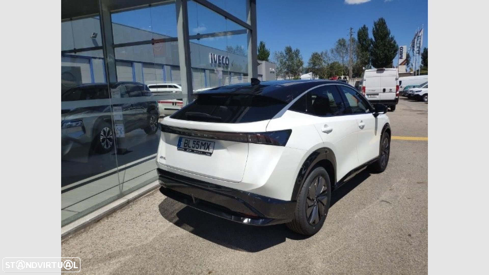 Nissan Ariya 87 kWh Evolve Carr. 22kW - 10