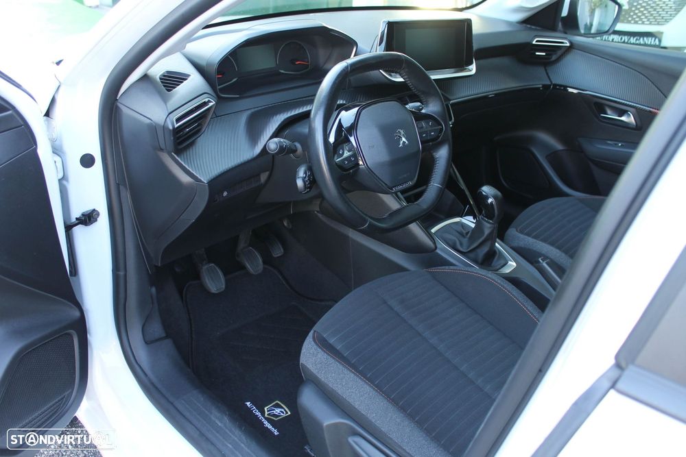 Peugeot 208 1.2 PureTech Active - 5