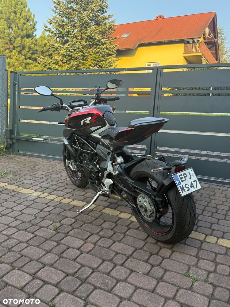 MV AGUSTA Brutale - 3